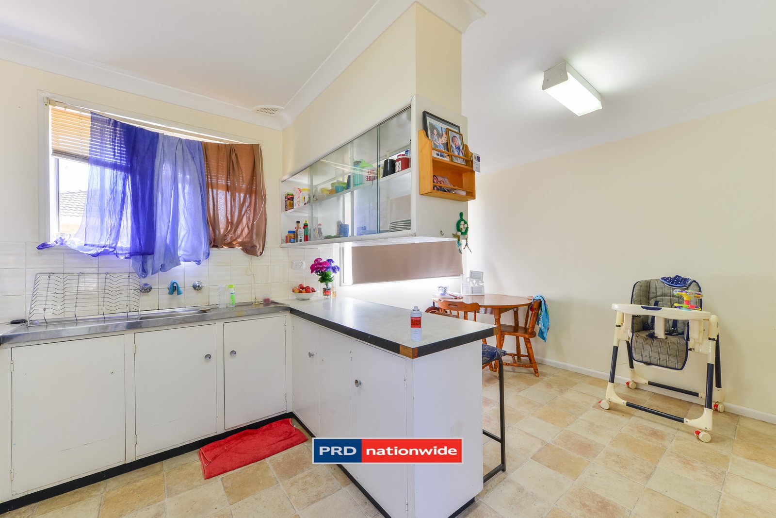 6 Martin Street TAMWORTH 7