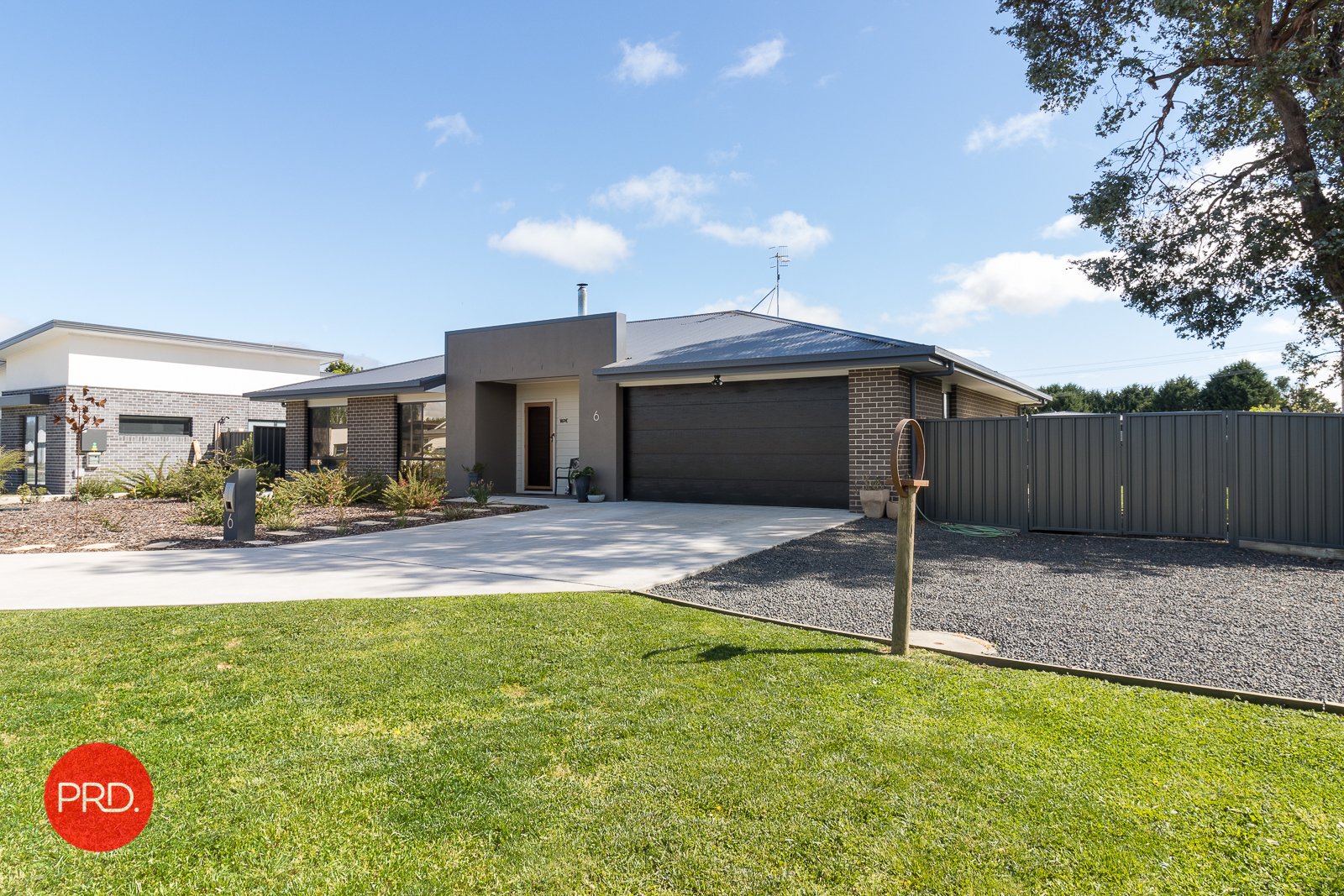 6 Maslin Place BUNGENDORE 1