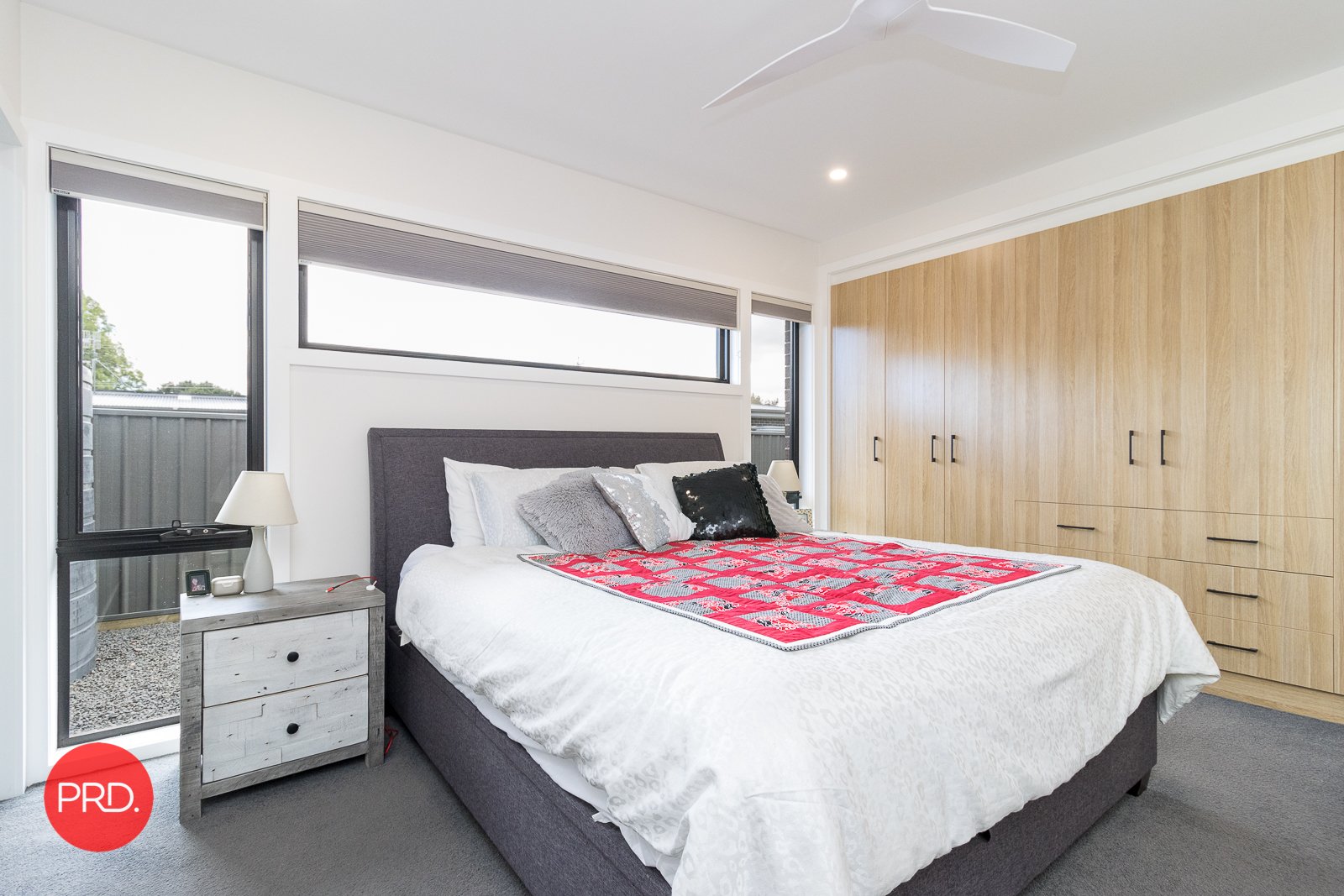 6 Maslin Place BUNGENDORE 11