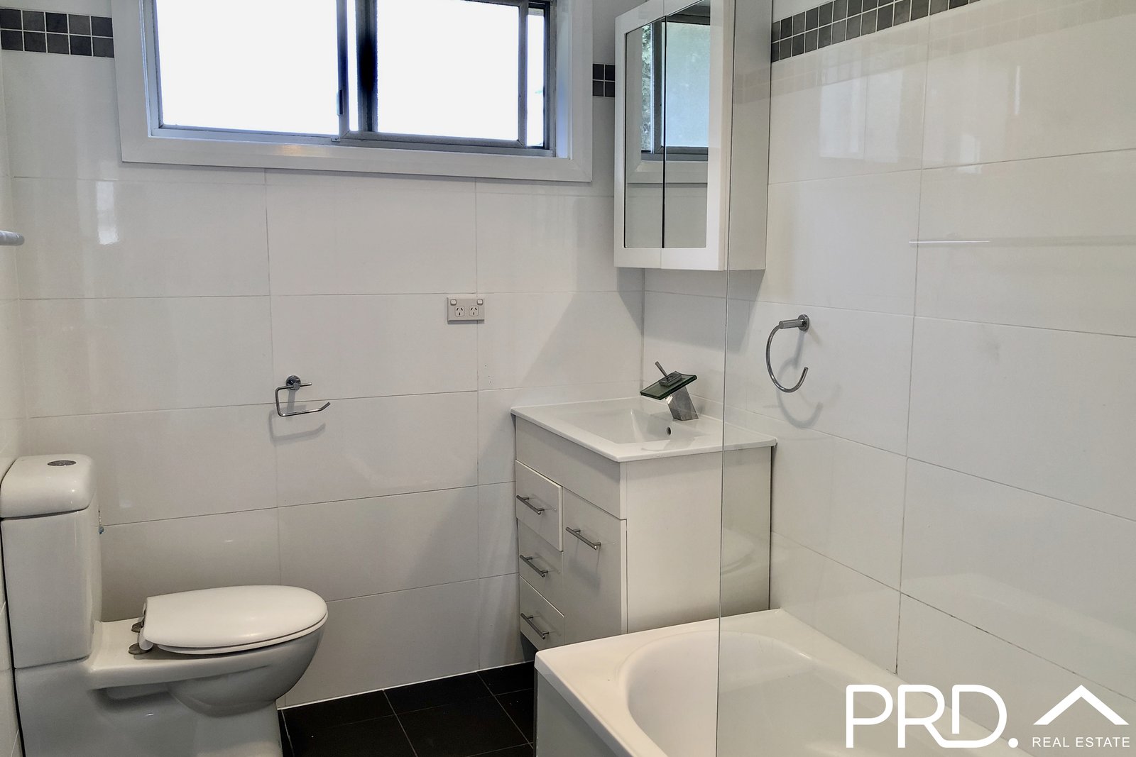 6 Maygar Close MILPERRA 5