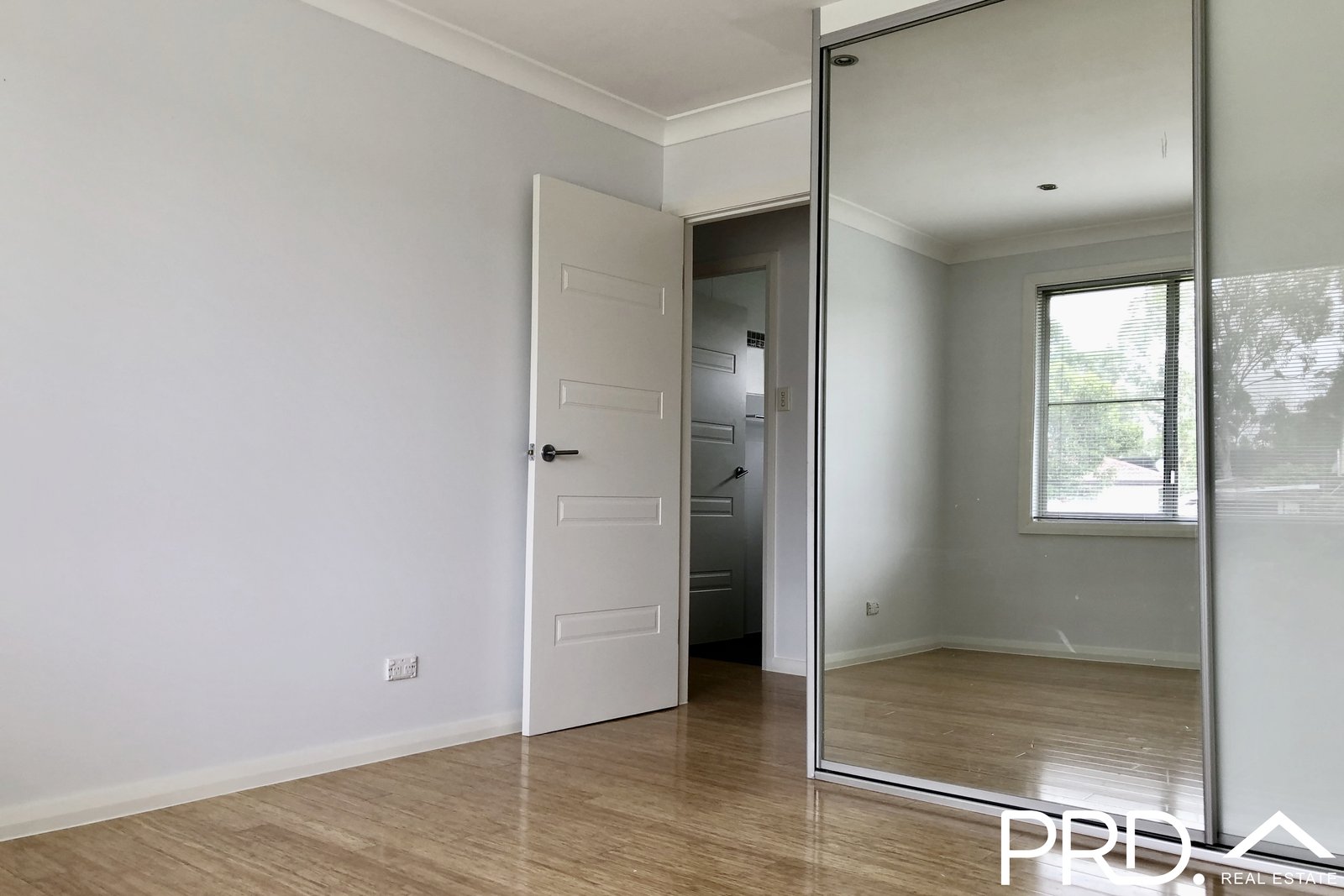 6 Maygar Close MILPERRA 4