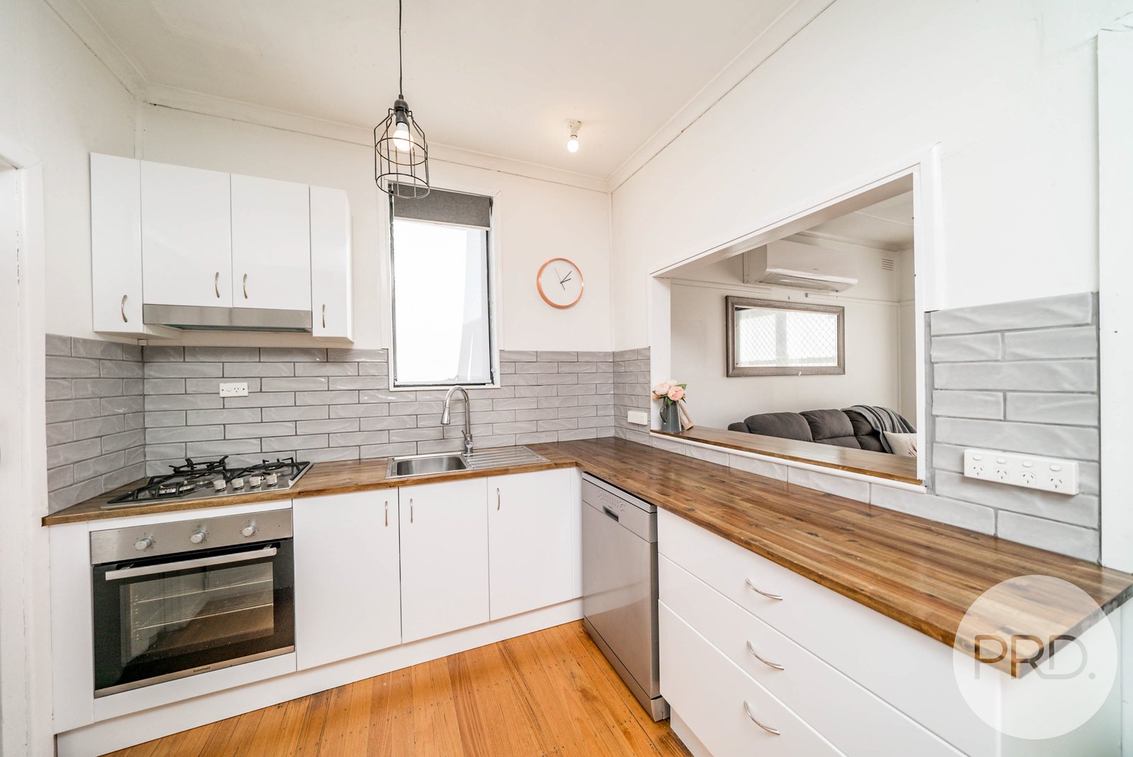 6 McDonough Avenue MOUNT AUSTIN 1