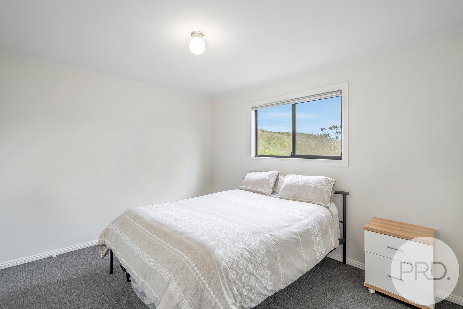 6 McGill Rise CLAREMONT 8