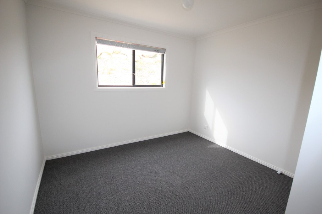 6 McGill Rise CLAREMONT 10