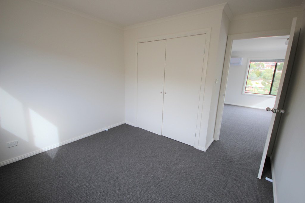 6 McGill Rise CLAREMONT 11