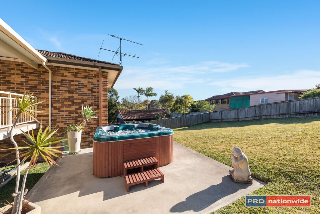 6 McGregor Close TOORMINA 19