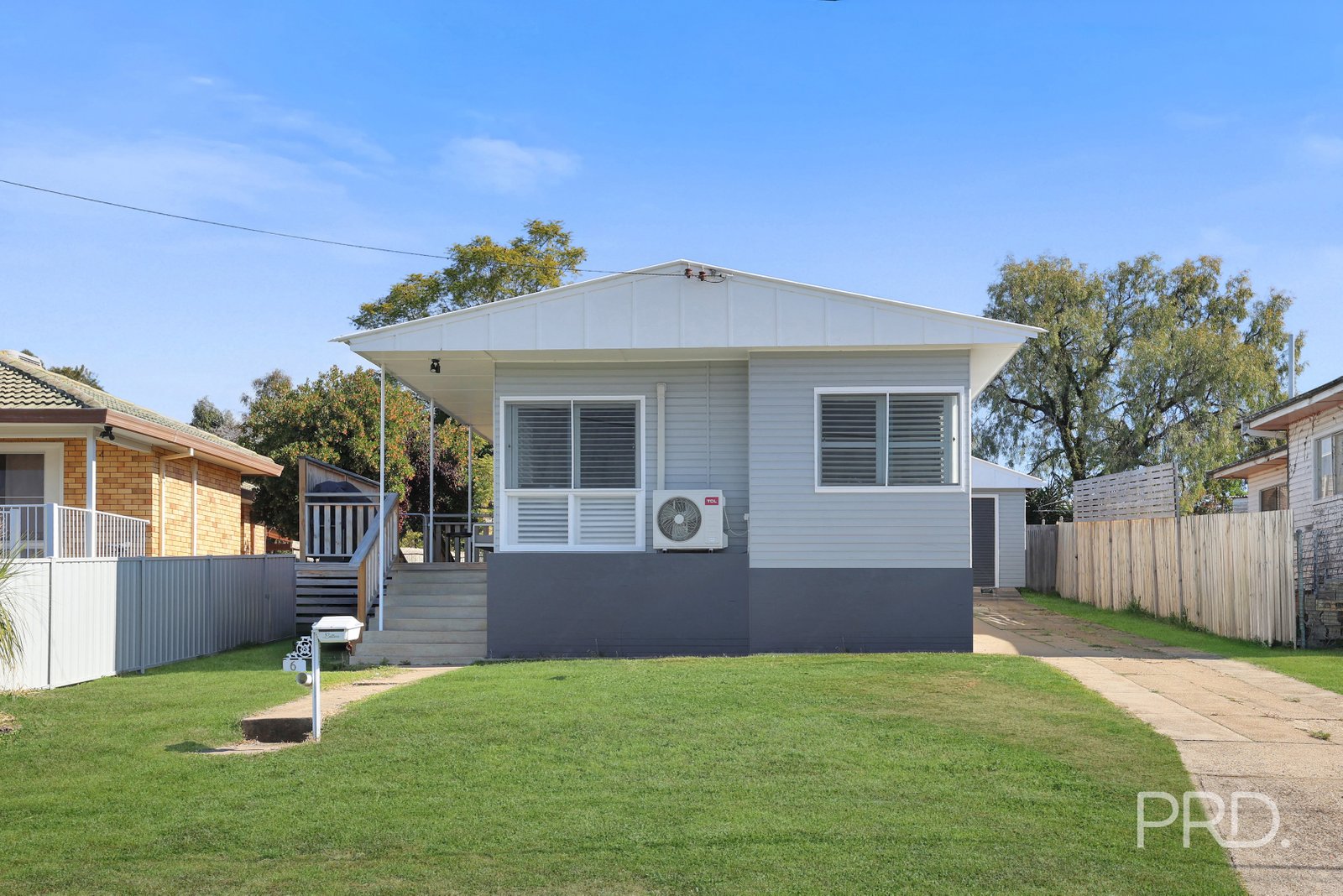 6 McRae Street TAMWORTH 2