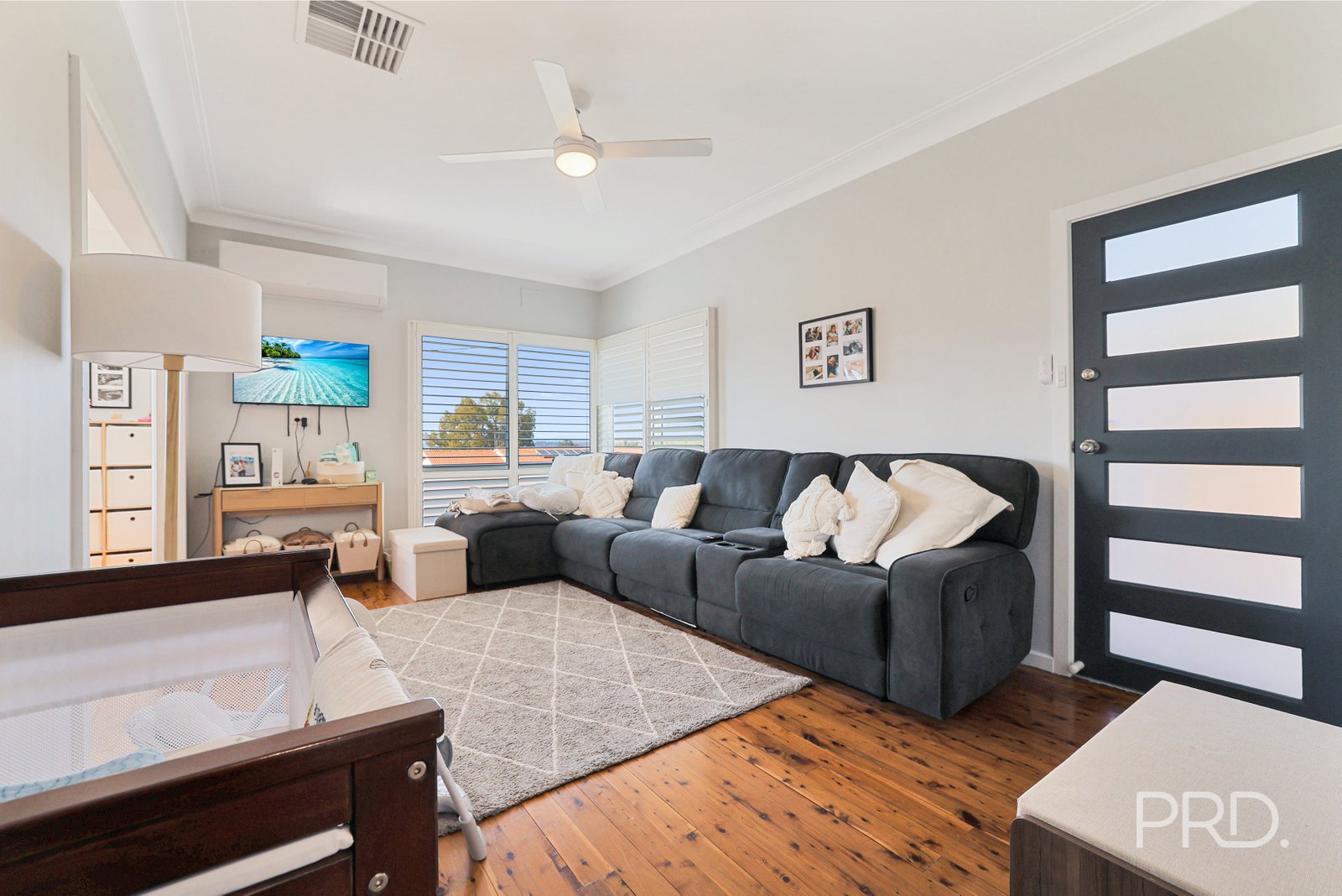 6 McRae Street TAMWORTH 4
