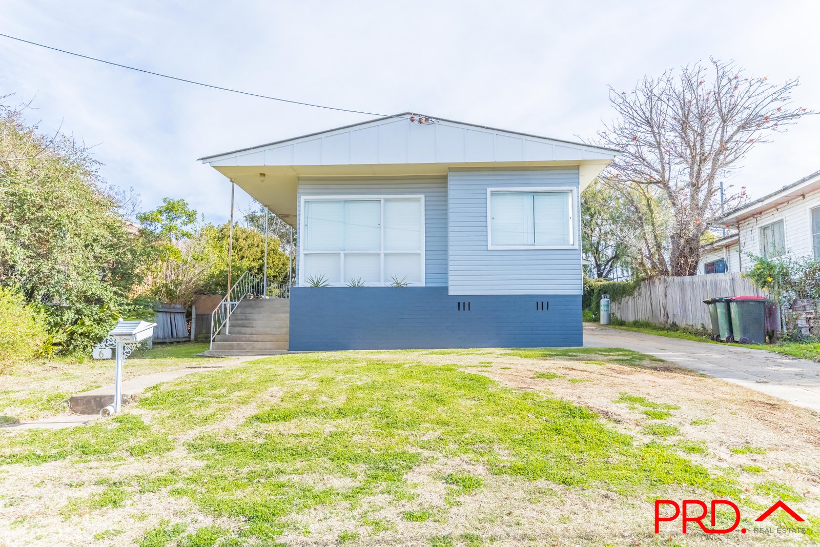 6 McRae Street TAMWORTH 14