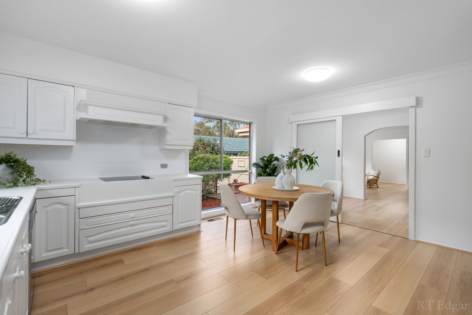 Real Estate and Property in 6 Mercedes Court, Rosanna, VIC