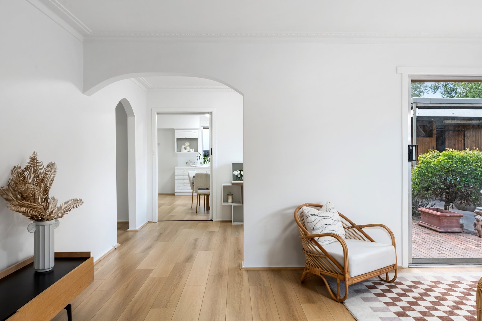 Real Estate and Property in 6 Mercedes Court, Rosanna, VIC