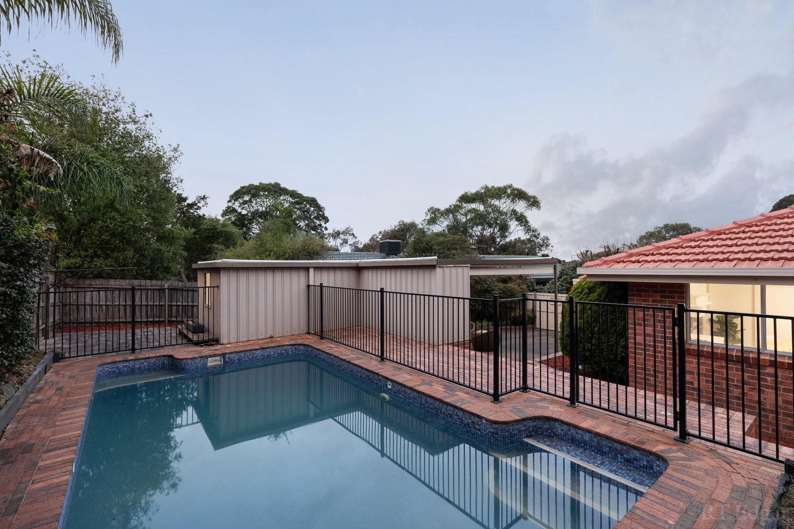 Real Estate and Property in 6 Mercedes Court, Rosanna, VIC