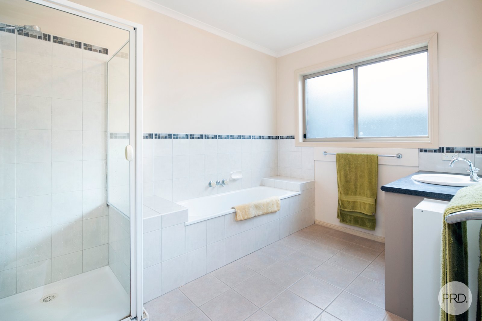 6 Merino Drive ALFREDTON 8