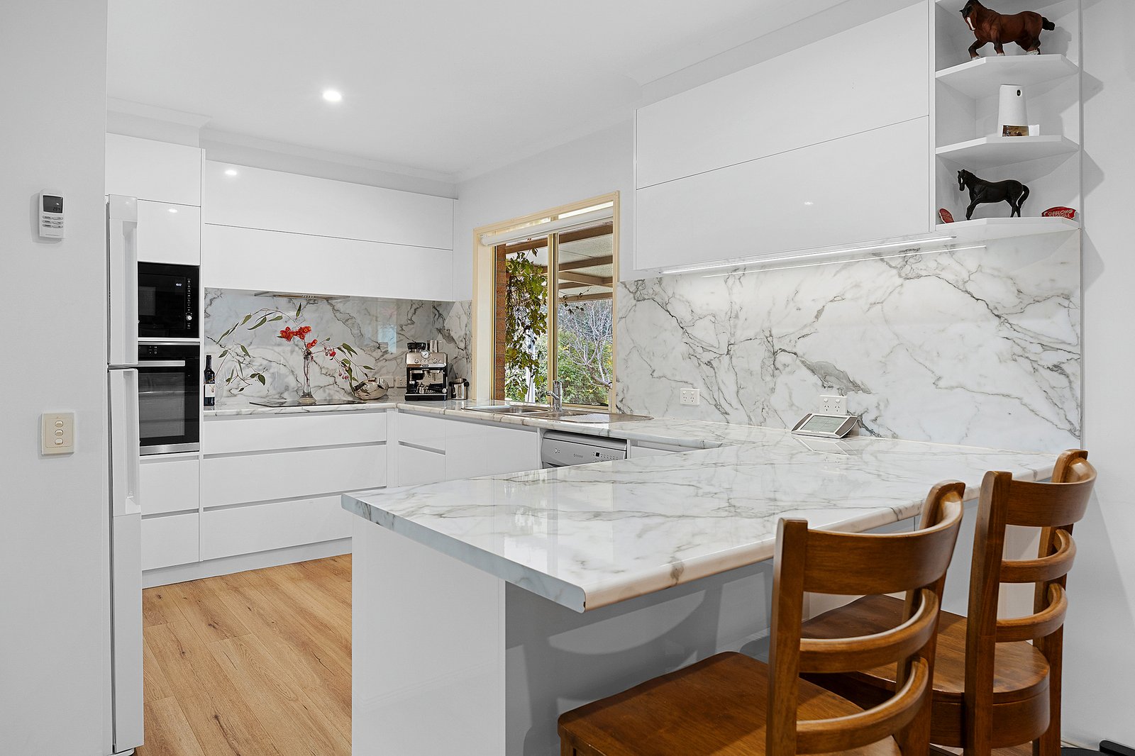 Gallery: 6 Michelle Drive
