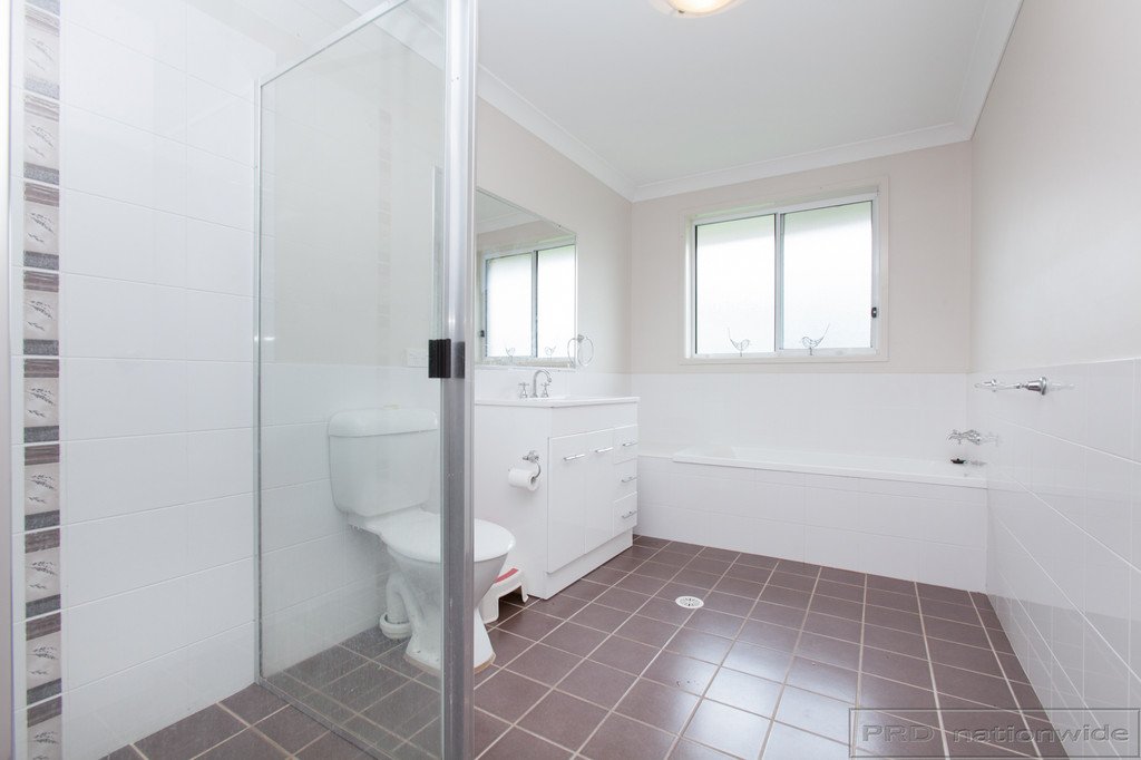 6 Mileham Cct  RUTHERFORD 14
