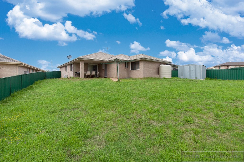 6 Mileham Cct  RUTHERFORD 16