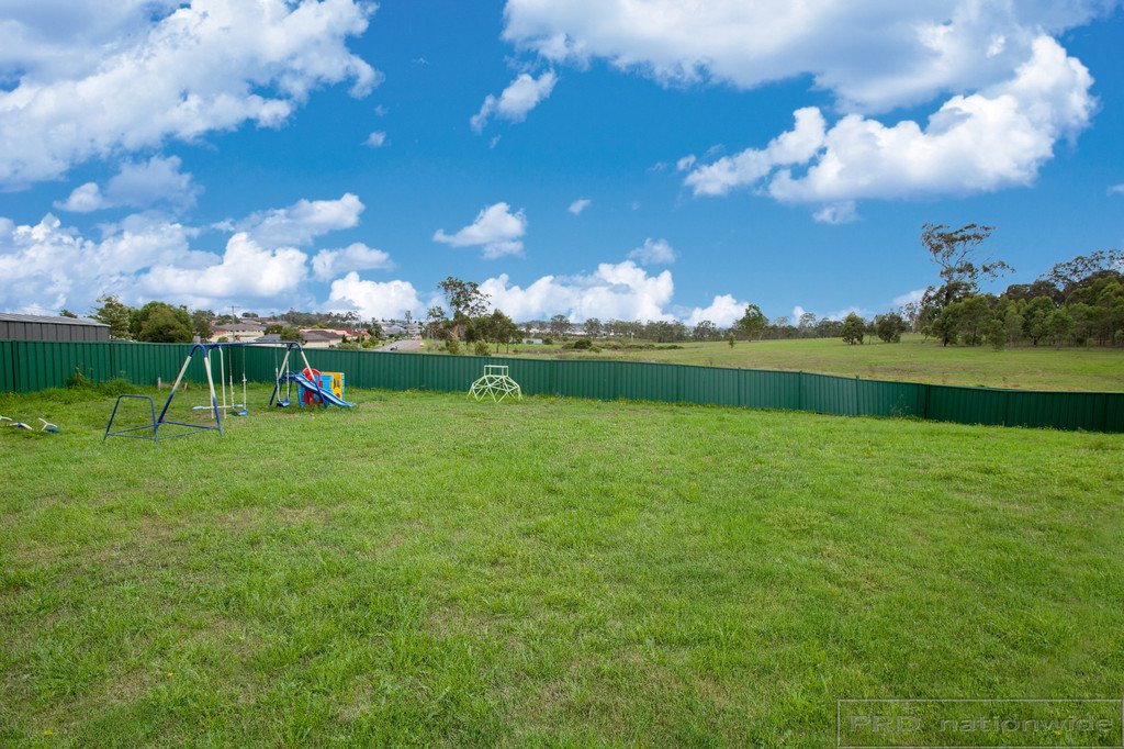 6 Mileham Cct  RUTHERFORD 17
