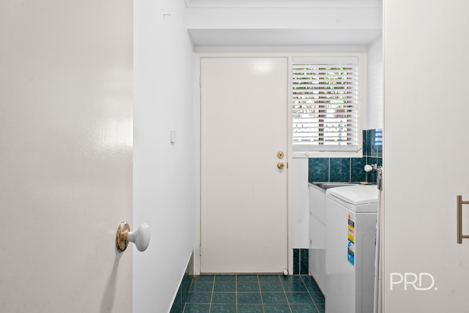 6 Minchin Place KOORINGAL 10