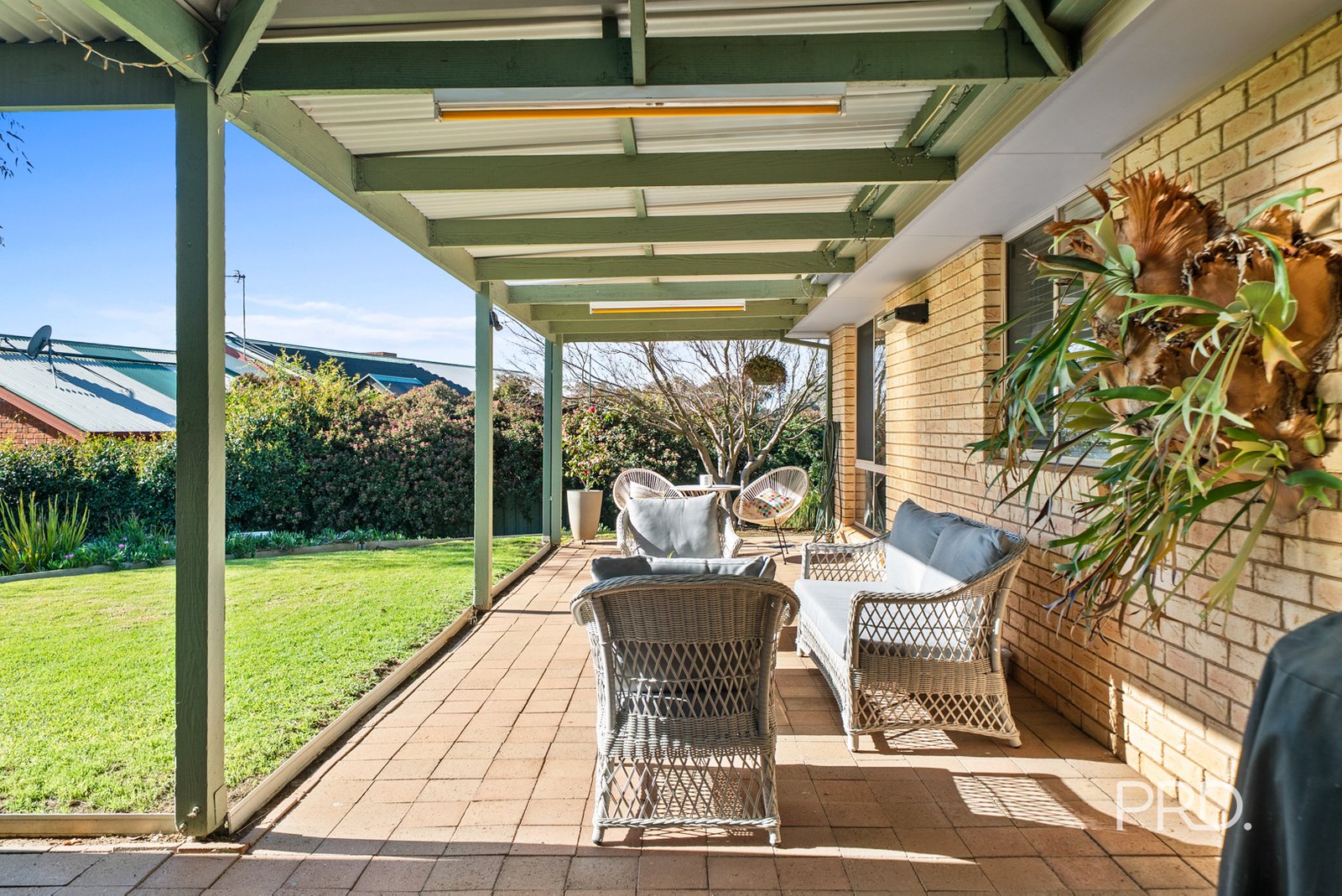6 Minchin Place KOORINGAL 18