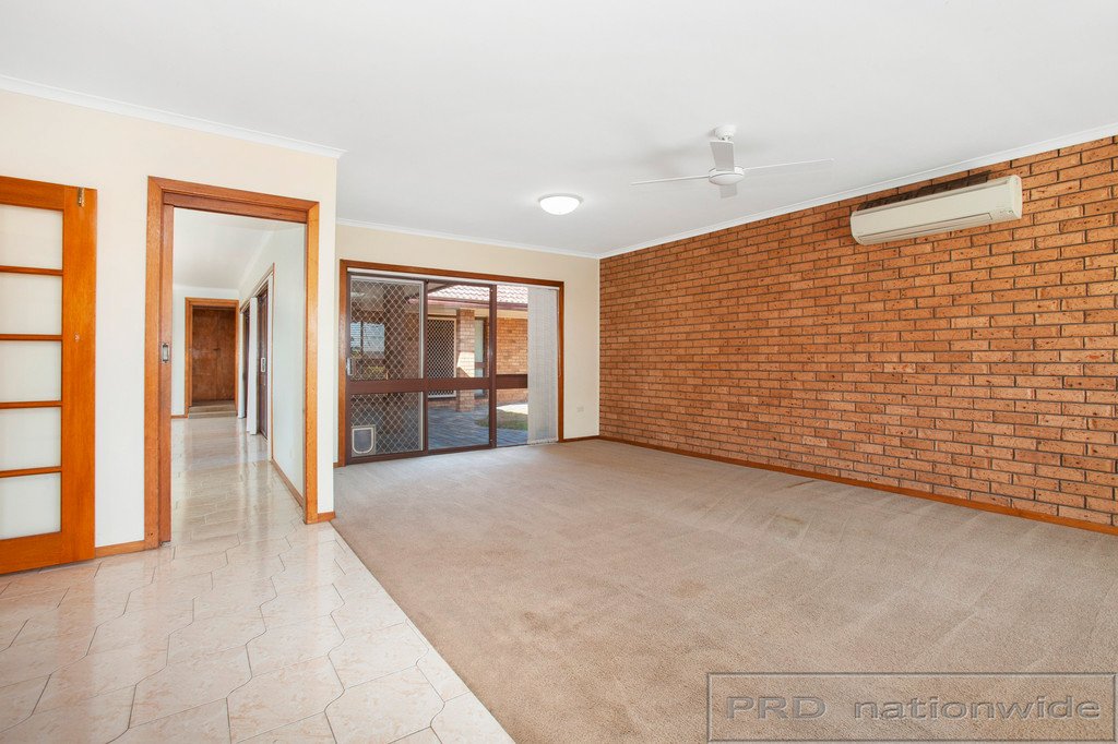 6 Mingay Avenue EAST MAITLAND 4