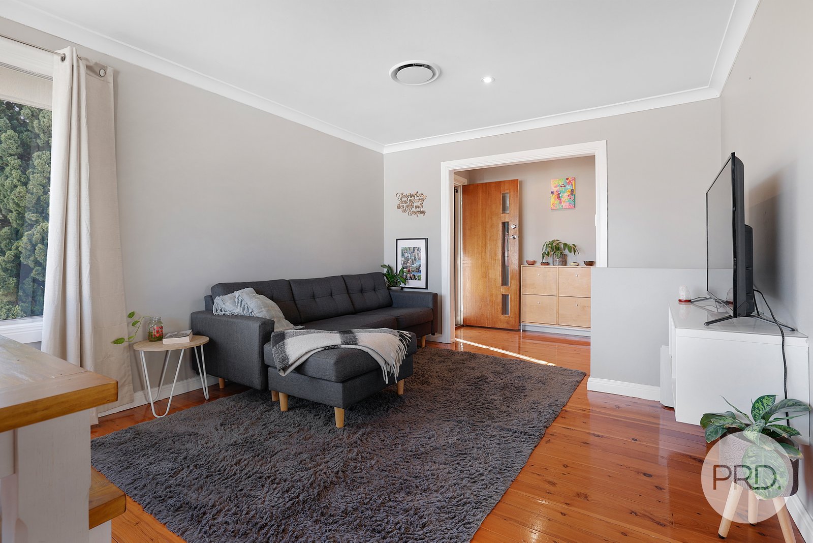 6 Mirool Street TAMWORTH 5