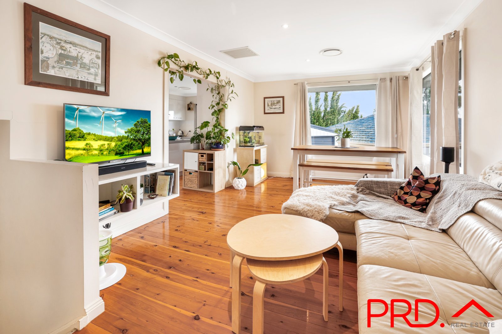 6 Mirrool Street TAMWORTH 4