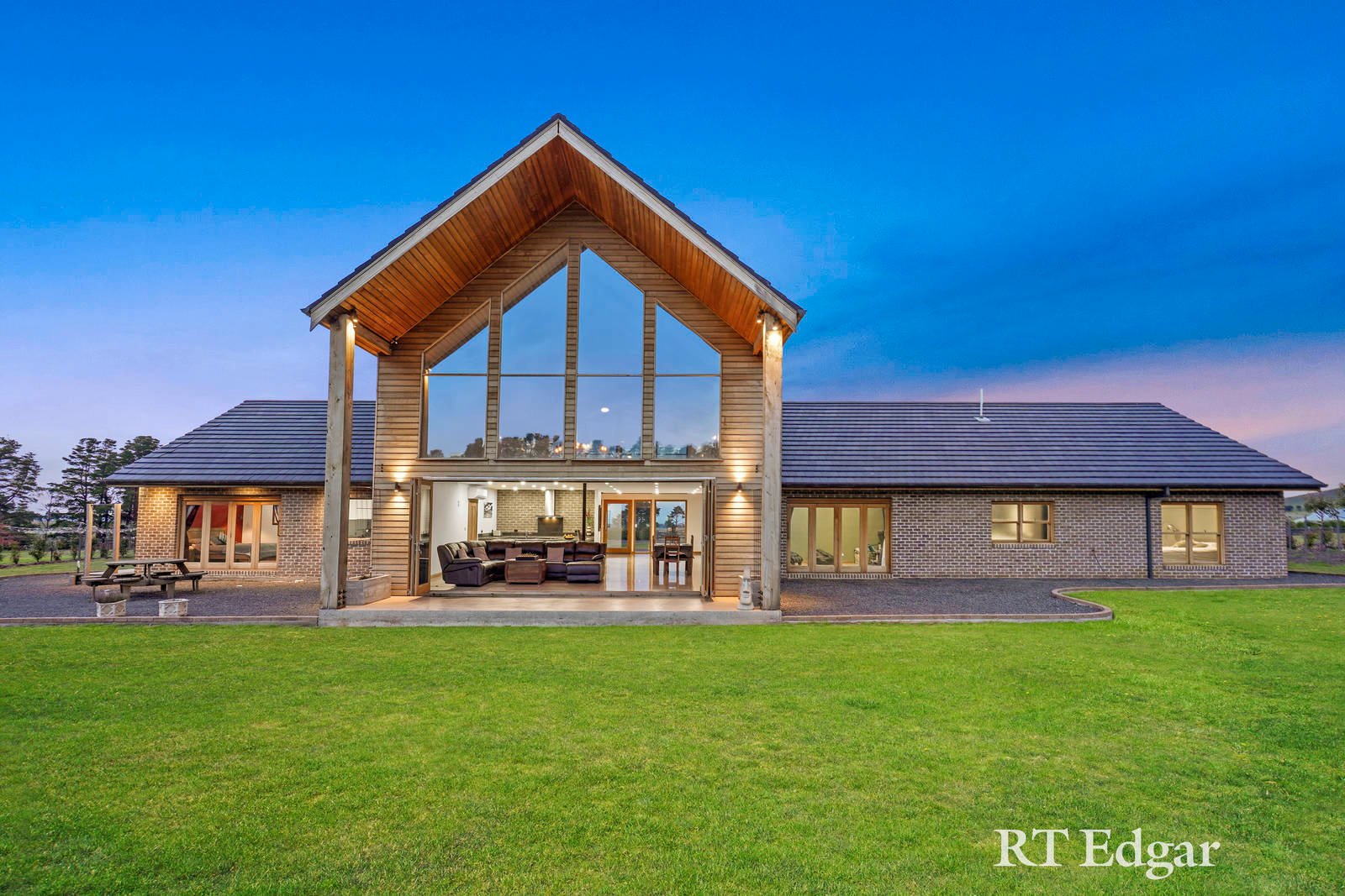 Real Estate and Property in 6 Misty View Court, Gisborne, VIC