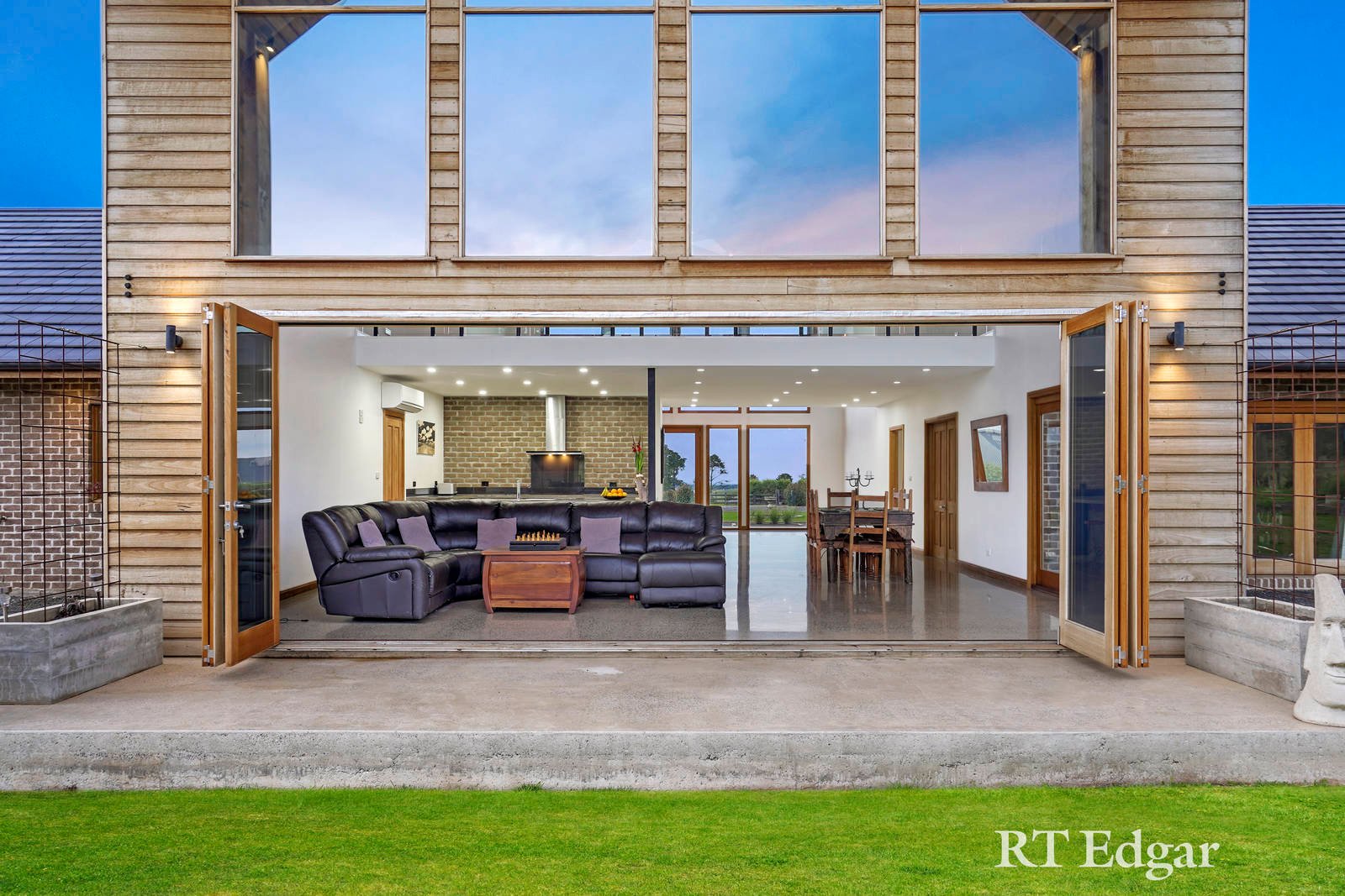 Real Estate and Property in 6 Misty View Court, Gisborne, VIC