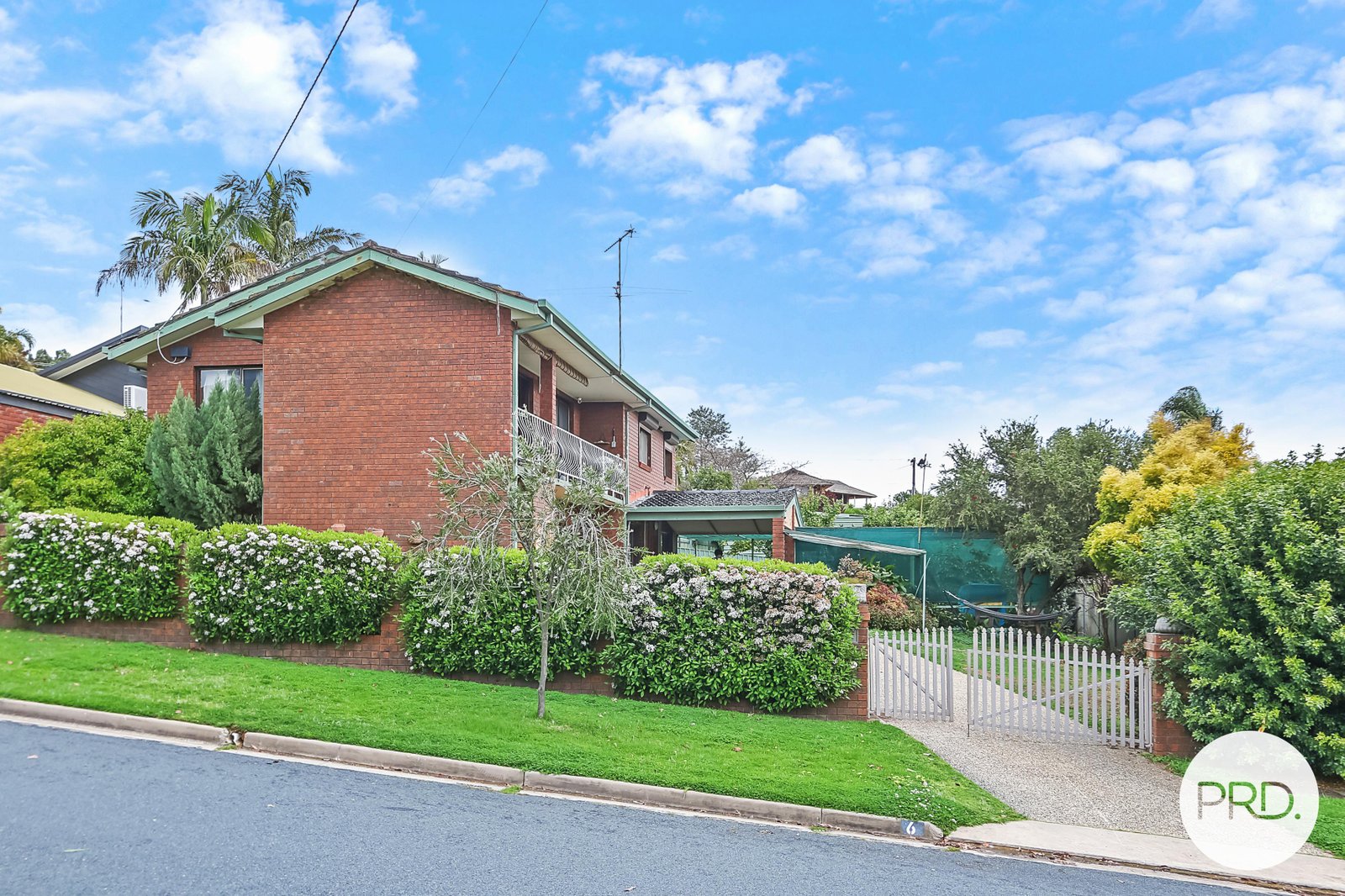 6 Mitta Avenue BELLBRIDGE 3