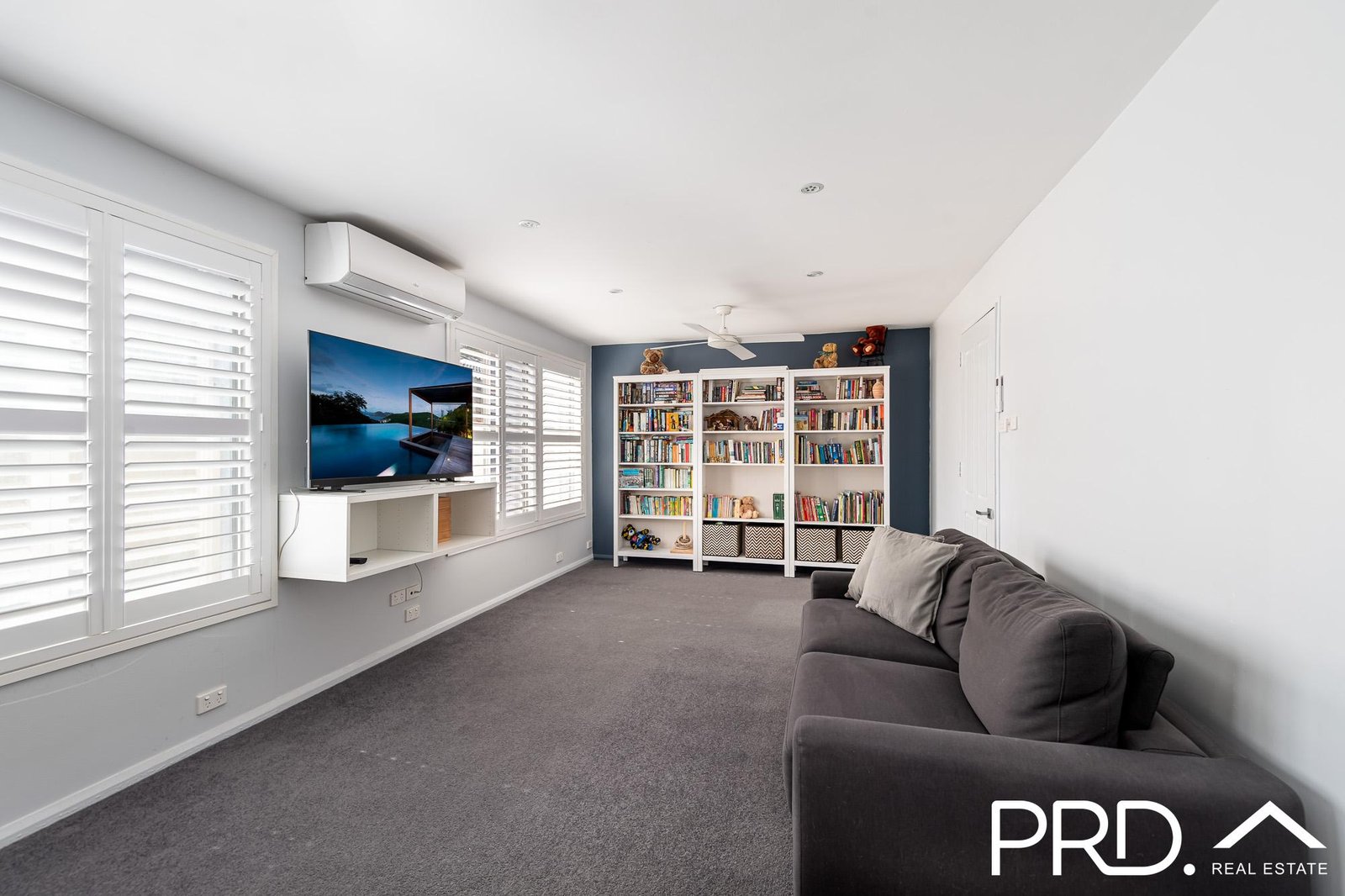 6 Moncrieff Place MILPERRA 9