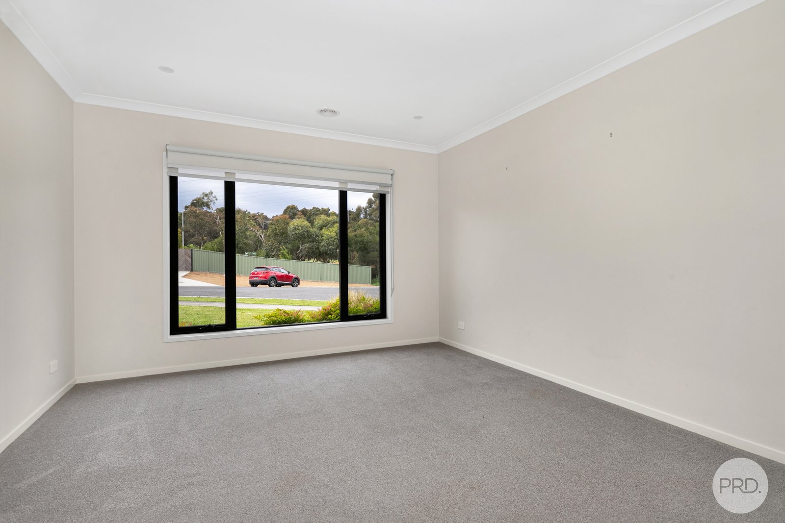 6 Moniell Close BROWN HILL 8