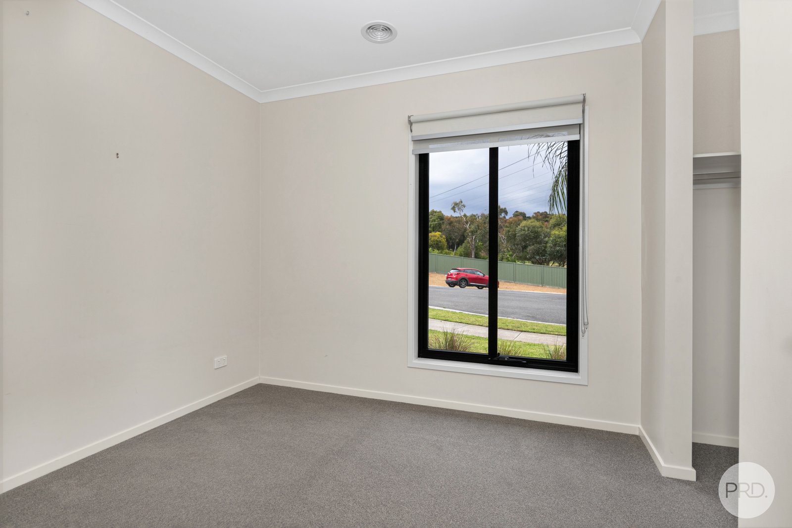 6 Moniell Close BROWN HILL 11