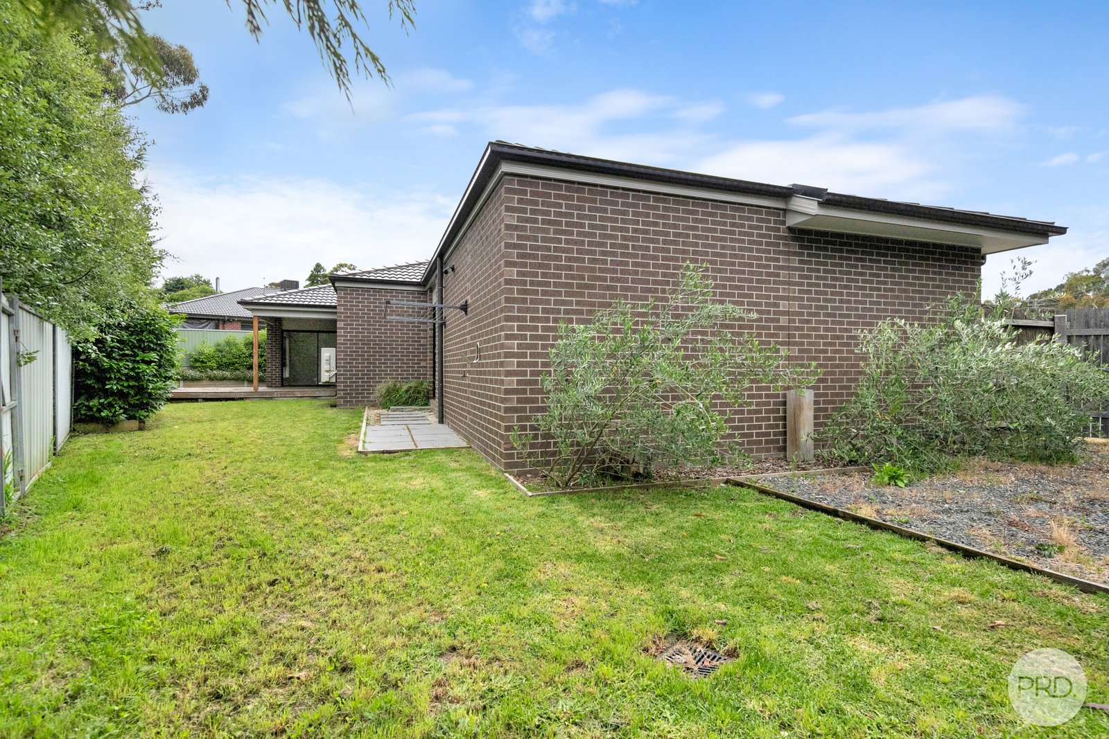 6 Moniell Close BROWN HILL 17