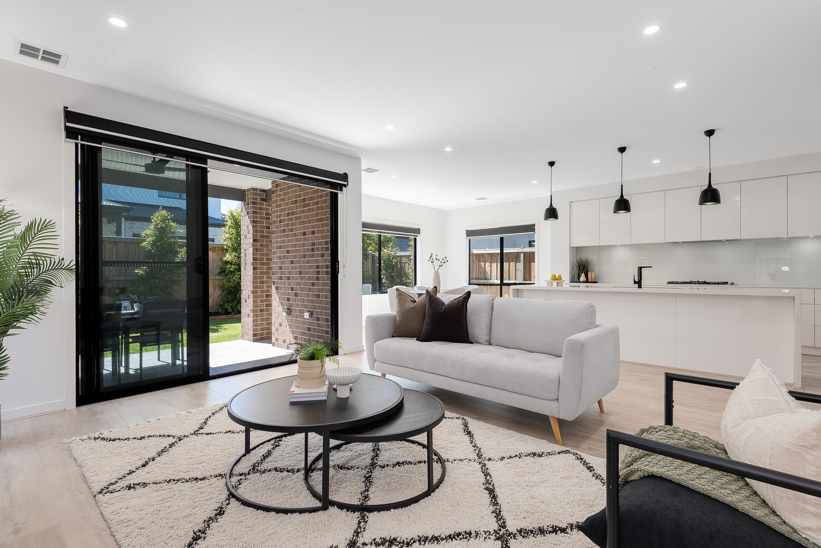 Gallery: 6 Monier Way