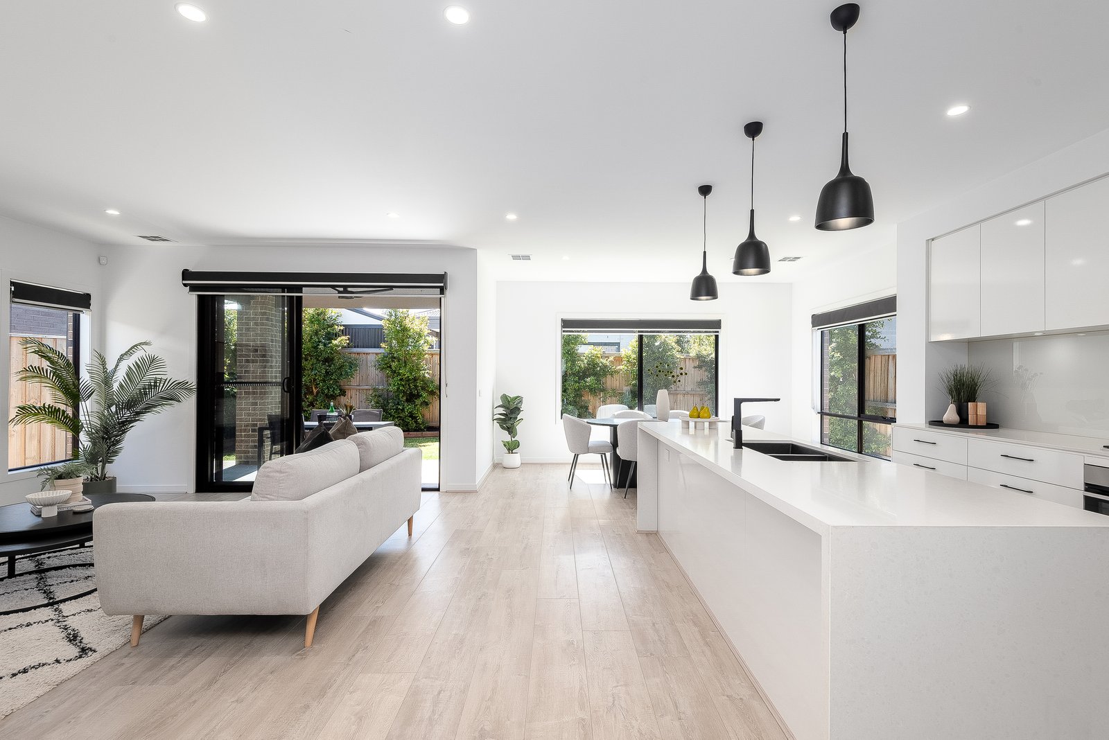 Gallery: 6 Monier Way