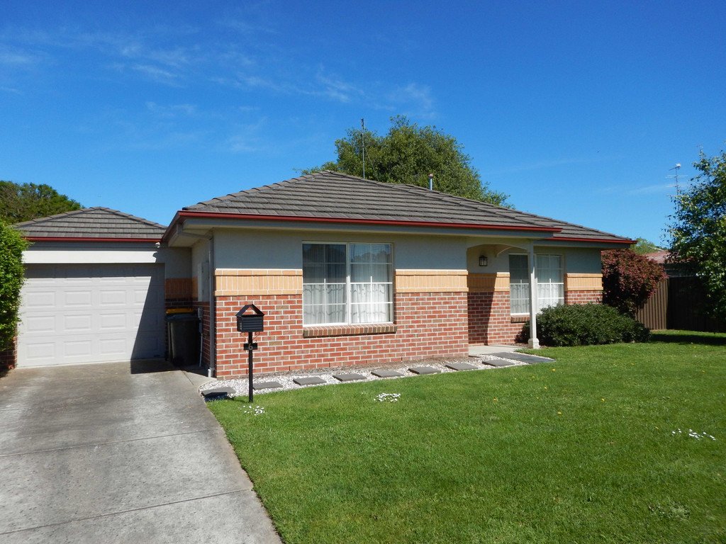 6 Montrose Street BALLARAT EAST 1