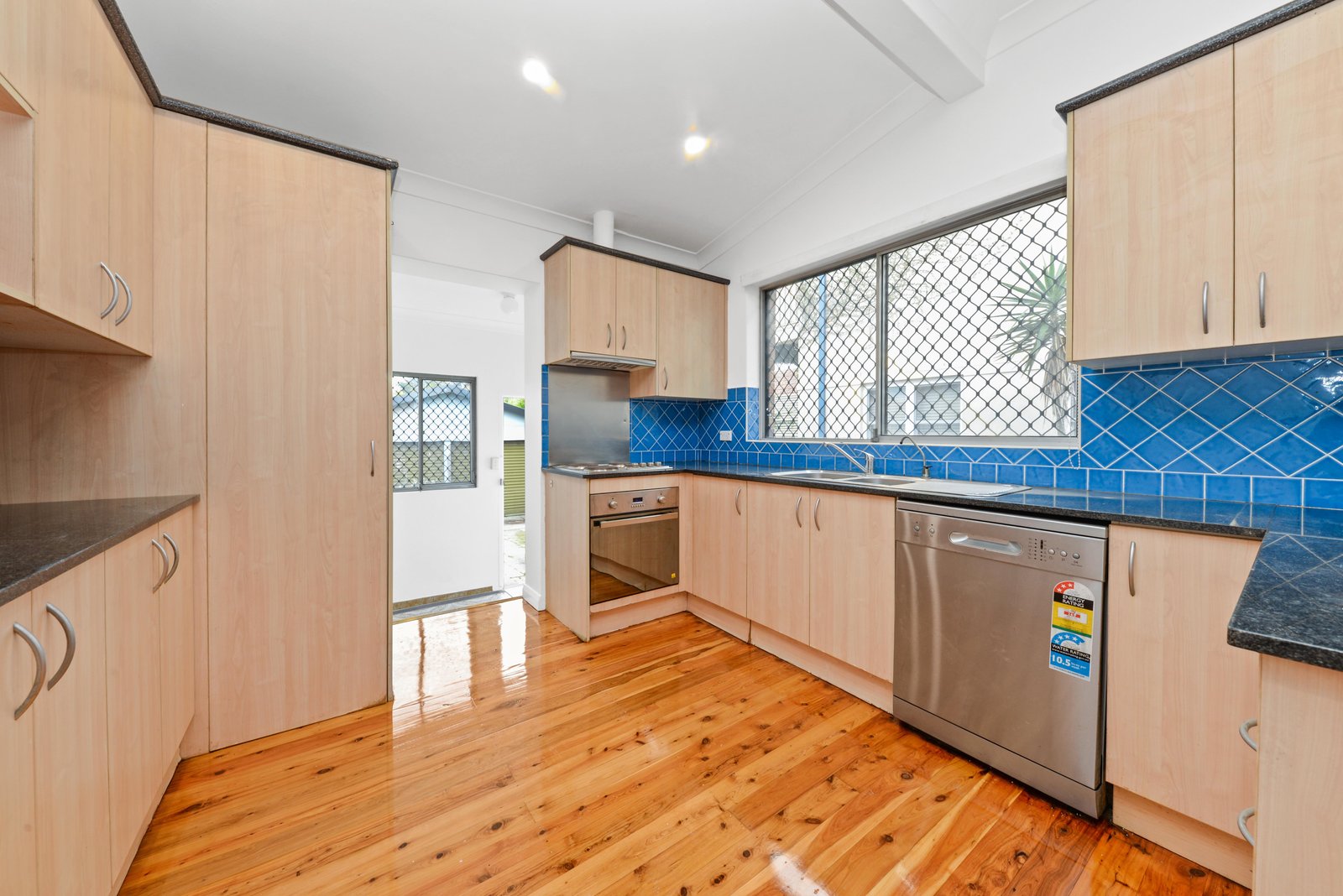 6 Moona Avenue MATRAVILLE 3
