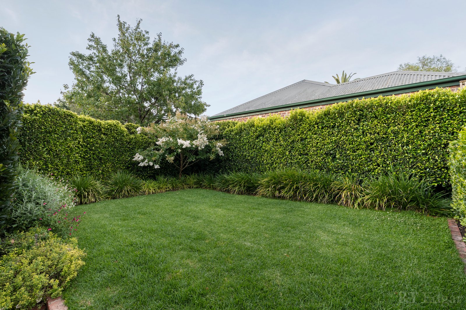 Real Estate and Property in 6 Moore Street, Hawthorn, VIC