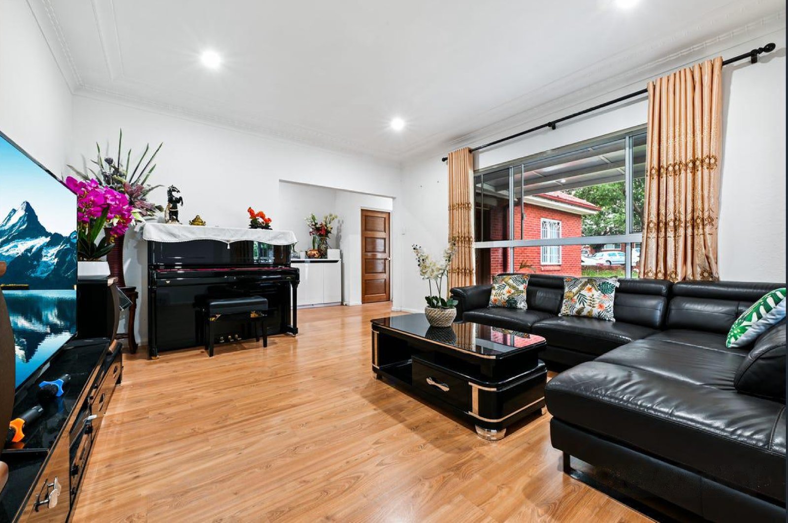 6 Morgan Street KINGSGROVE 2