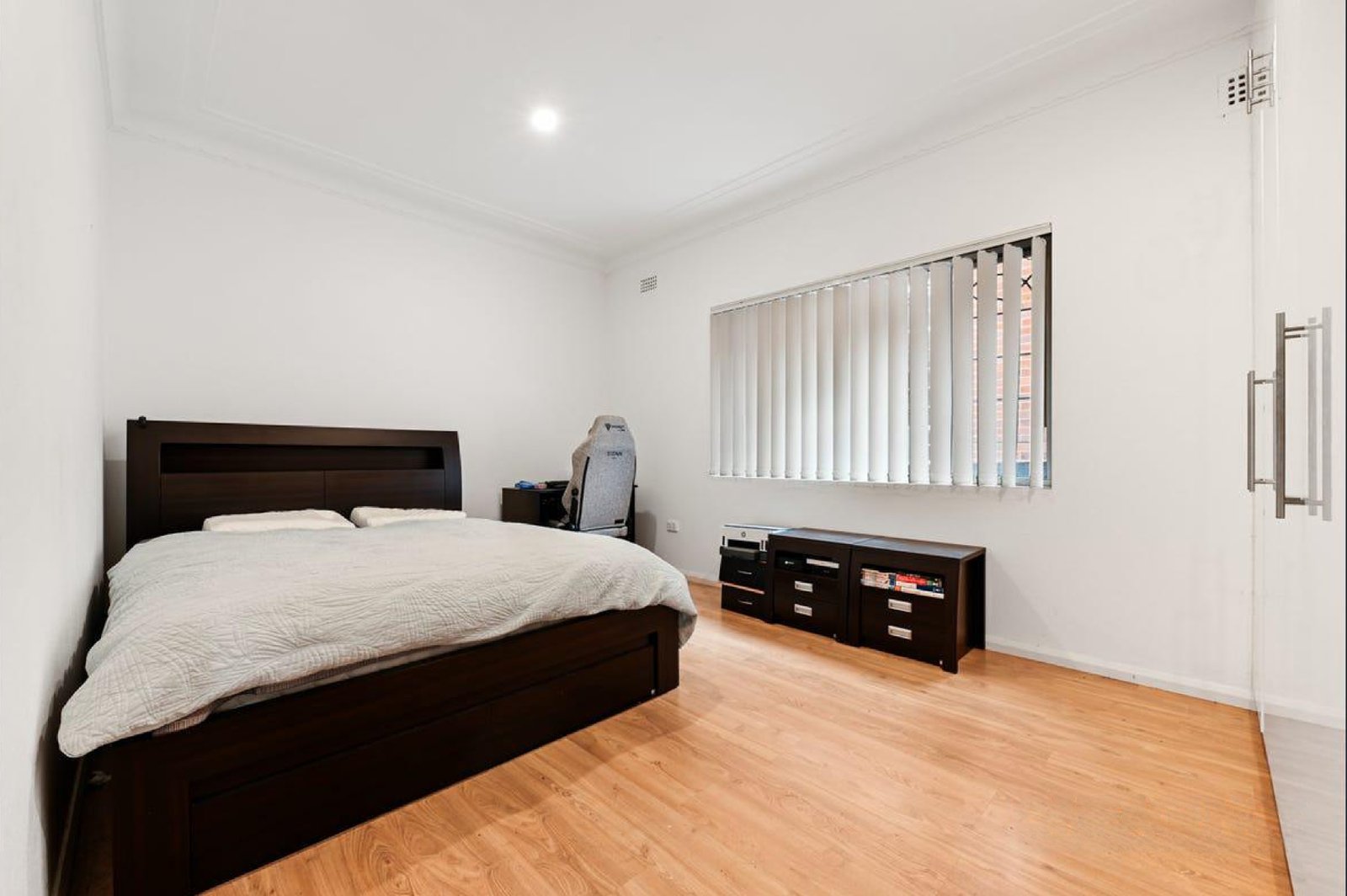 6 Morgan Street KINGSGROVE 6