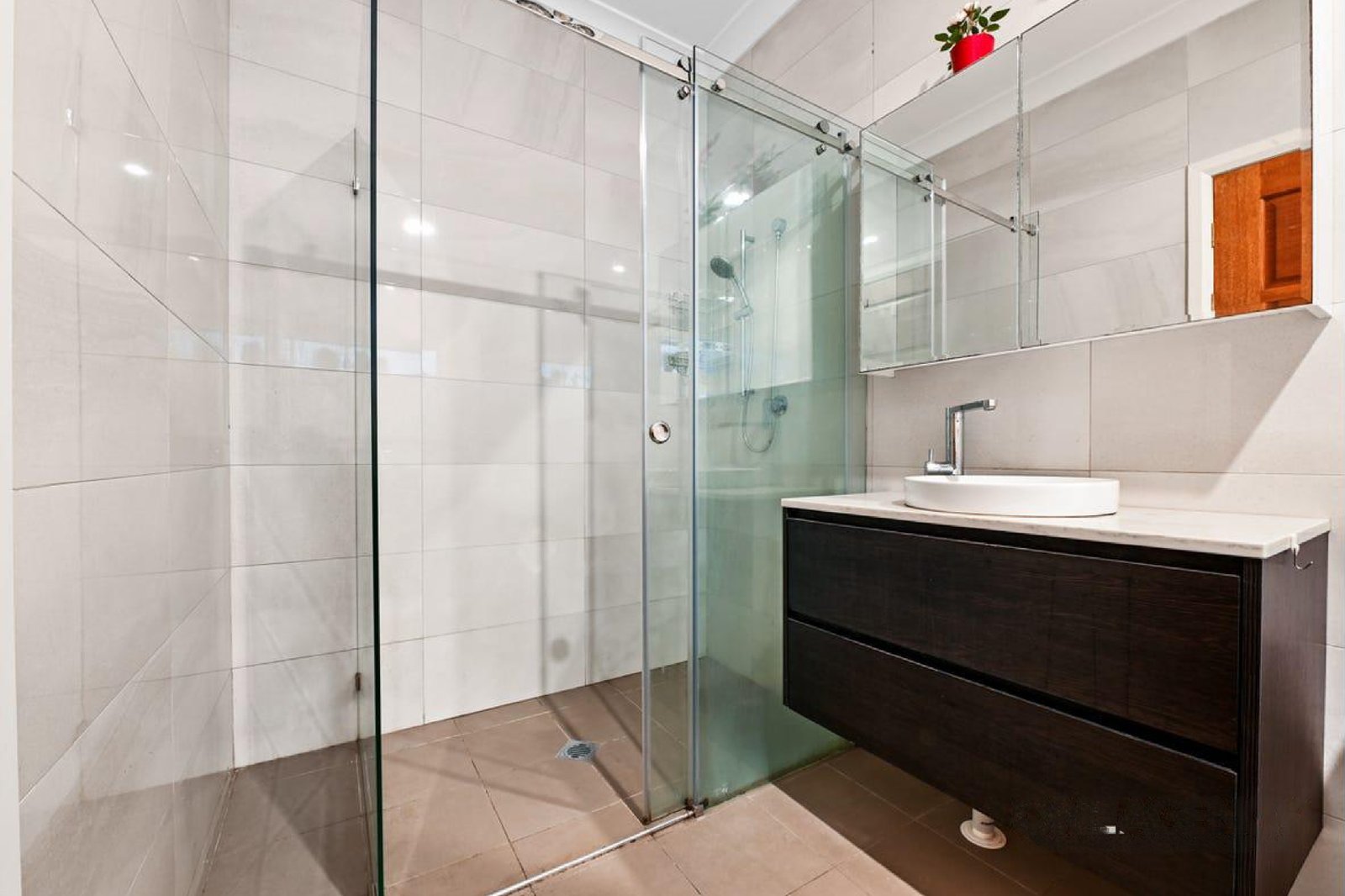 6 Morgan Street KINGSGROVE 7