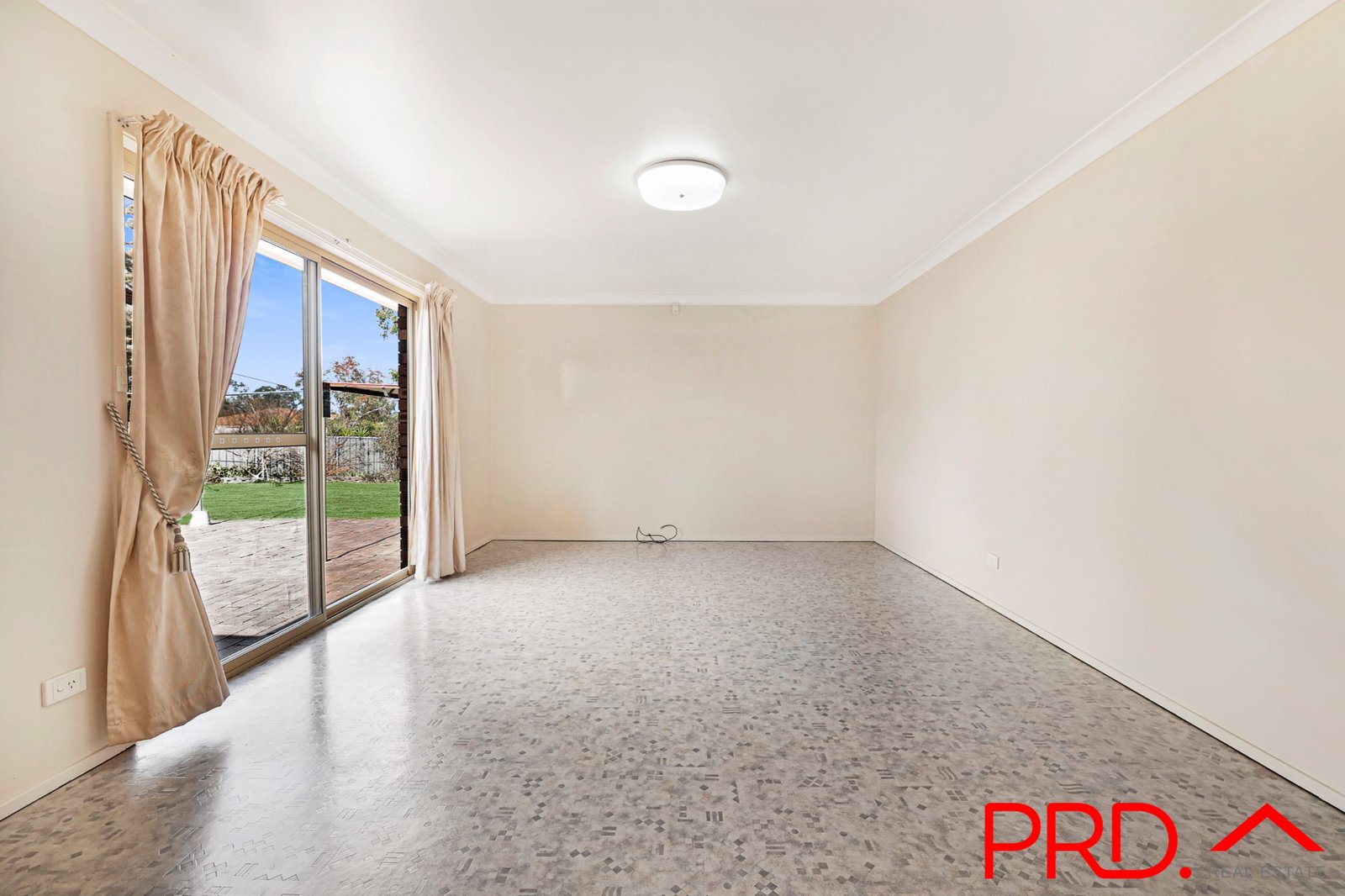 6 Morilla Street TAMWORTH 7