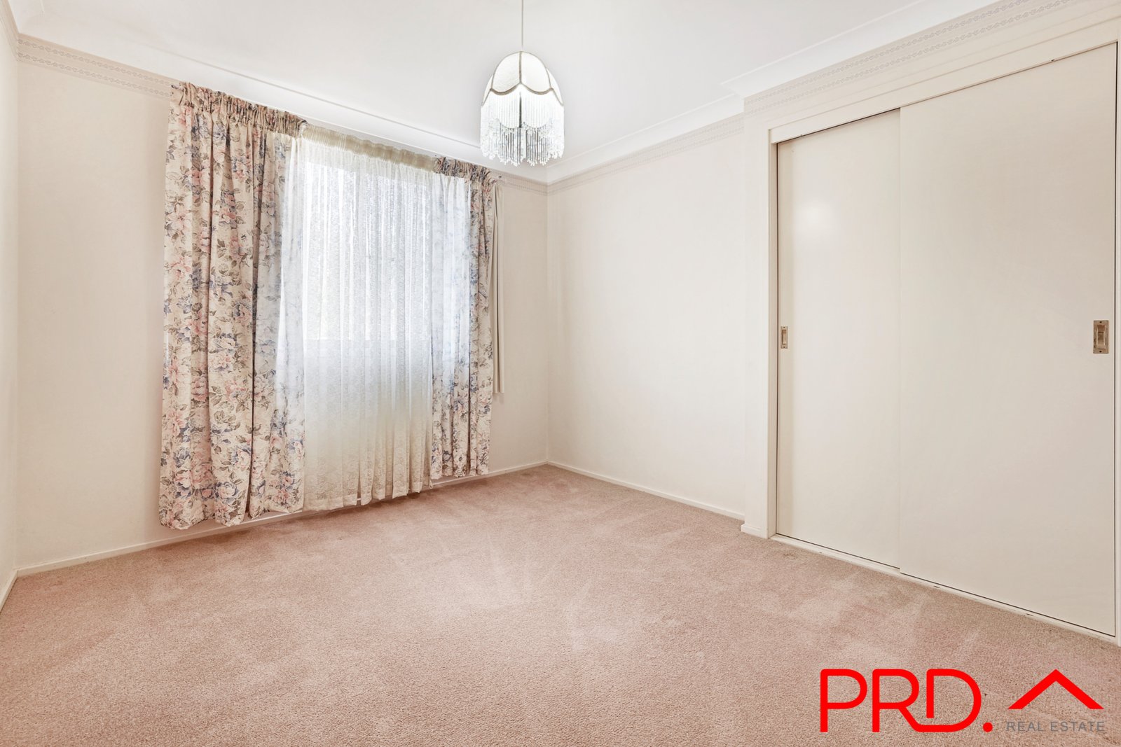 6 Morilla Street TAMWORTH 9