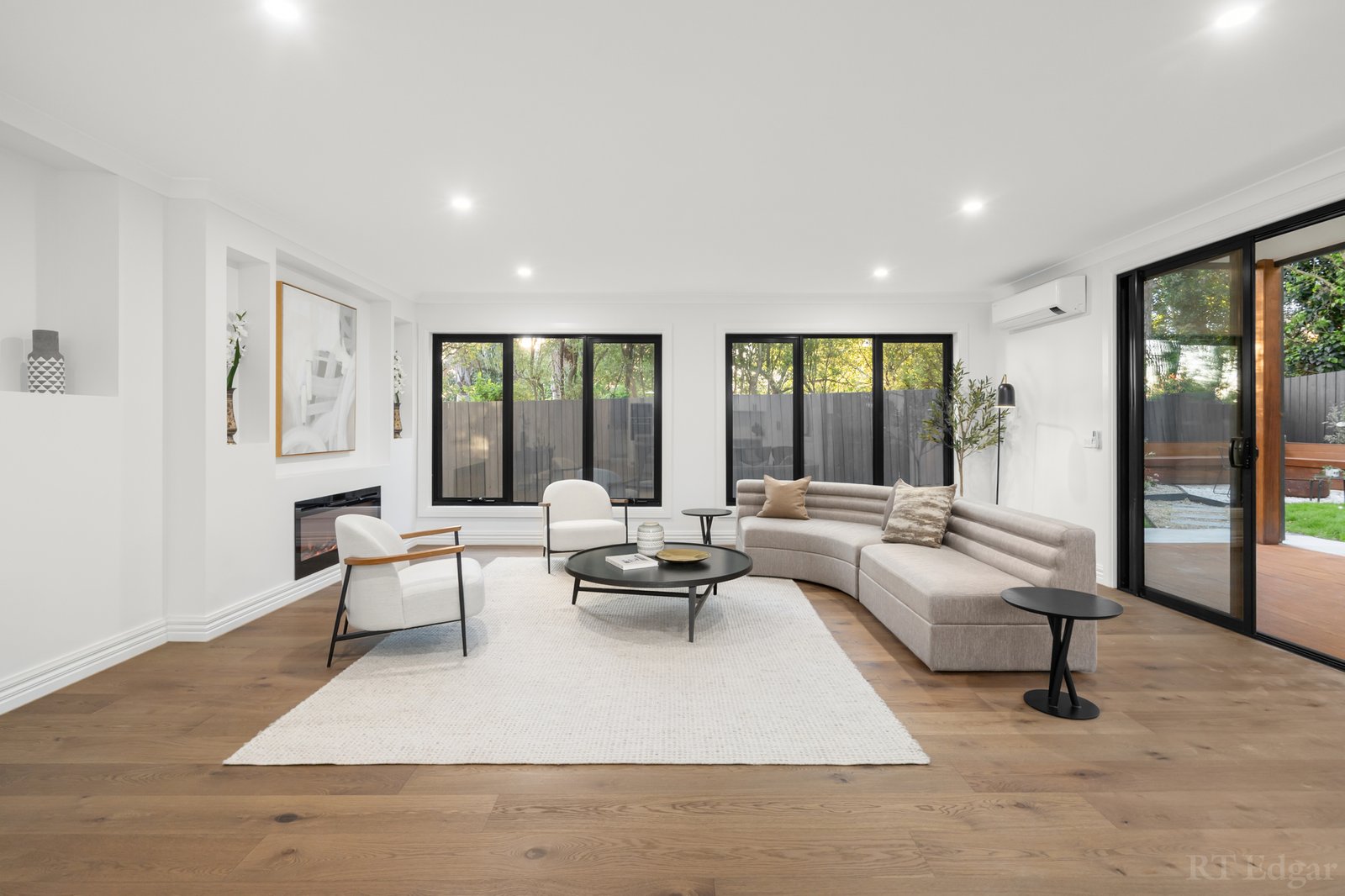 Real Estate and Property in 6 Moselle Court, Doncaster, VIC