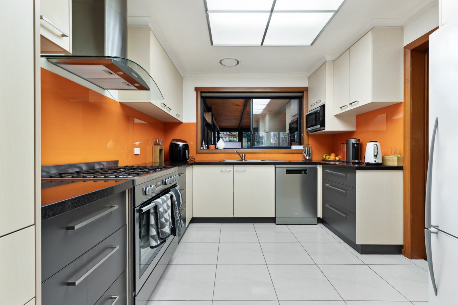 Gallery: 6 Mount Helen Avenue