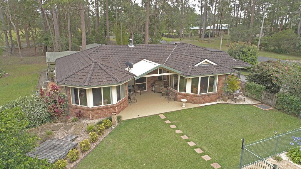 6 Mountain View Road KEW 14