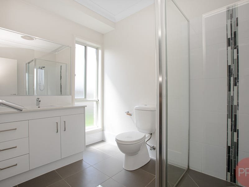 6 Moylan Vista NORTH ROTHBURY 2