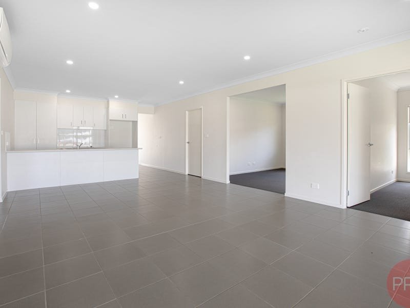 6 Moylan Vista NORTH ROTHBURY 3