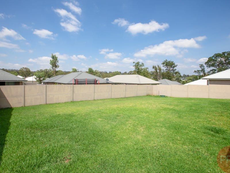6 Moylan Vista NORTH ROTHBURY 11