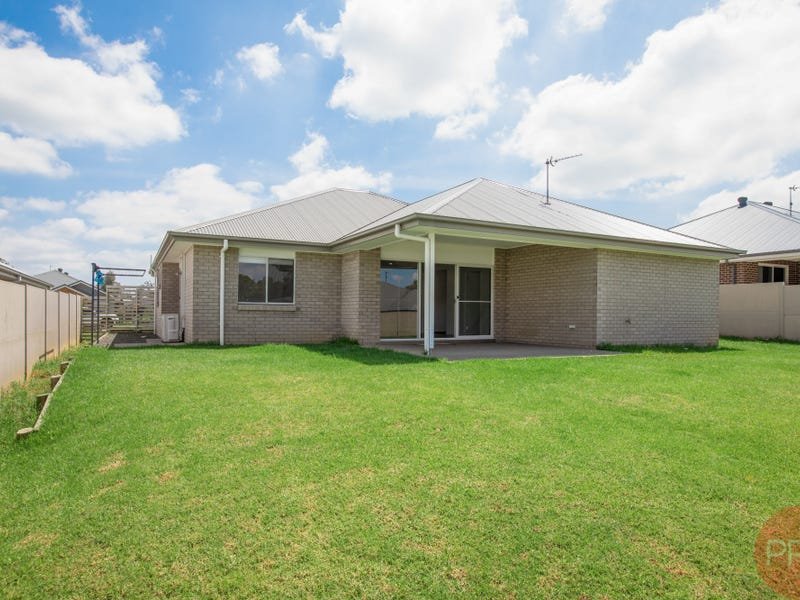 6 Moylan Vista NORTH ROTHBURY 13